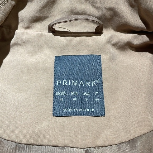 Primark size 8 camel color double breasted coat with buttons and front pockets - Picture 11 of 12